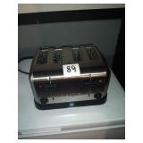 WARING 4B TOASTER