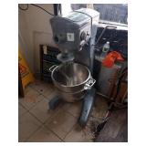 HOBART 30 QT MIXER MODEL D-300 - 1 PHASE