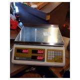 EASY WEIGH SCALE PC-100
