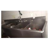 3 COMP SINK WITH HOSE 78" X 21" NSF