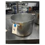 26 QT POT