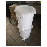 PLASTIC DRINK DISPENSERS