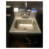 HAND SINK 16" X 16"