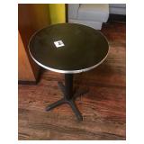 ROUND TABLES