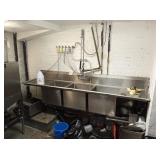 3 COMP SINK WITH HOSE 94" X 28"