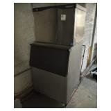 SCOTSMAN PRODIGY 400 LB AIR COOLED ICE MACHINE