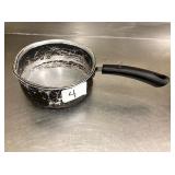 SAUCE POT 8" X 3"