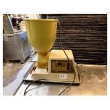 AUTOMATIC DONUT FILLER
