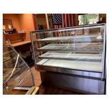 LEADER 57" DRY BAKERY CASE MODEL HBK-57D