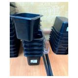 LOT OF 20 BLACK PLASTIC CONTAINERS 2 QT