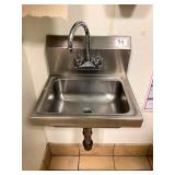 HAND SINK 17" X 15"