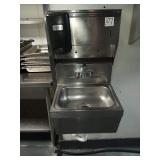 HAND SINK 17" X 15"