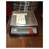 TAYLOR 11 LB CAPACITY SCALE