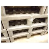 4 FT METRO HARD PLASTIC DUNNAGE STANDS