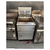 PITCO GAS FRYER MODEL SG18
