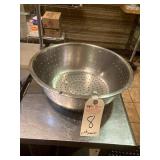 SS STRAINER 13"