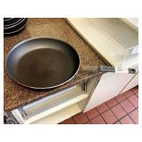 FRY PAN 14" X 2"