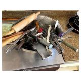 BIN OF UTENSILS
