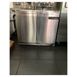 CONTINENTAL 3 FT SELF CONTAINED LOWBOY VC36