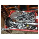 LOT UTENSILS
