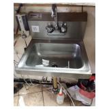 HAND SINK 17" X 15"