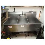 3 COMP SINK 51" LONG