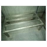 3 FT DUNNAGE STAND