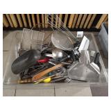 LOT UTENSILS