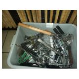 LOT UTENSILS