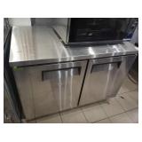 TURBO AIR 4 FT SELF CONTAINED REFRIGERATED LOWBOY