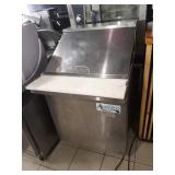 AVANTCO SELF CONTAINED 27" SANDWICH SALAD PREP