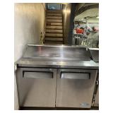 TURBO AIR 4 FT SANDWICH SALAD PREP - NOT WORKING