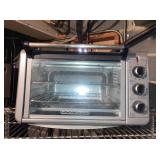 BLACK & DECKER TOASTER OVEN