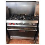 VULCAN 6 BURNER GAS RANGE WITH OVEN - BROKEN DOOR