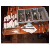 LOT OF FLATWARE
