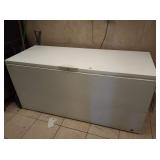 FRIGIDAIRE SELF CONTAINED CHEST FREEZER 73"