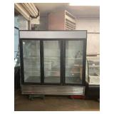 TRUE 3 GLASS DOOR REFRIGERATOR GDM-72