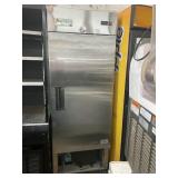 AVANTCO SELF CONTAINED 1 DOOR REFRIGERATOR