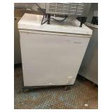 BLACK & DECKER CHEST FREEZER