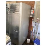 TRAULSEN 1 DOOR REFRIGERATOR G12011