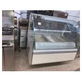 4 FT ELECTRIC STEAM CASE