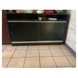 BUTLER STAND 60" X 24"