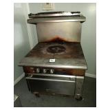 VULCAN GAS FRENCH TOP RANGE WITH OVEN