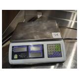 ELECTRONIC 66 LB CAPACITY SCALE