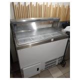 ICE CREAM DIPPING CABINET FREEZER 48" X 30" X 50"