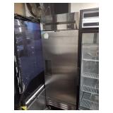 TRUE SELF CONTAINED 1 DOOR REFRIGERATOR T-19-HC