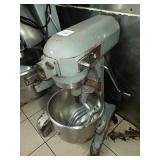 HOBART 20 QT MIXER