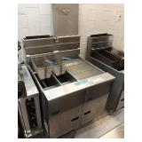 PITCO GAS FRYER WITH DUMP STATION SFSG14