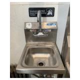 HAND SINK 12" X 14"