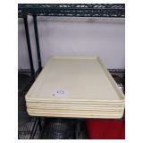 PLASTIC PANS 18" X 26"